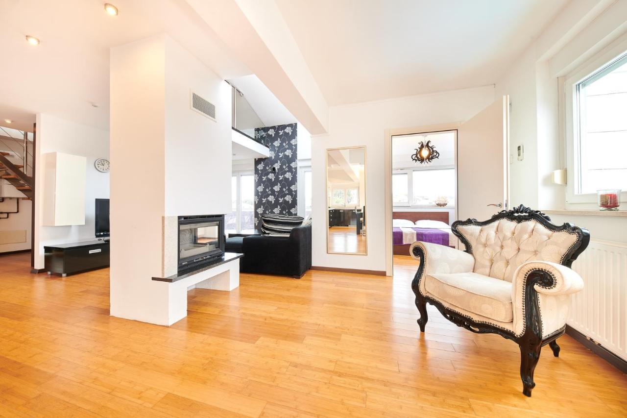 Ribarska Koliba - Stella Adria Villa Pula Exteriör bild